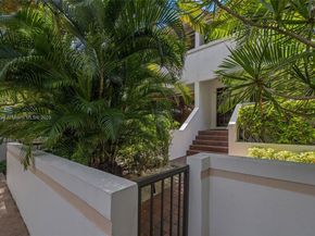 2600 Cardena St 2, Coral Gables FL 33134