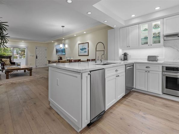 2600 Cardena St 2, Coral Gables FL 33134
