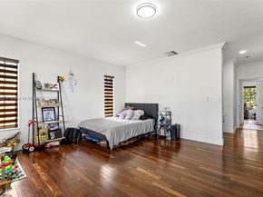 19265 E Saint Andrews Dr, Hialeah FL 33015