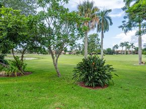 19265 E Saint Andrews Dr, Hialeah FL 33015