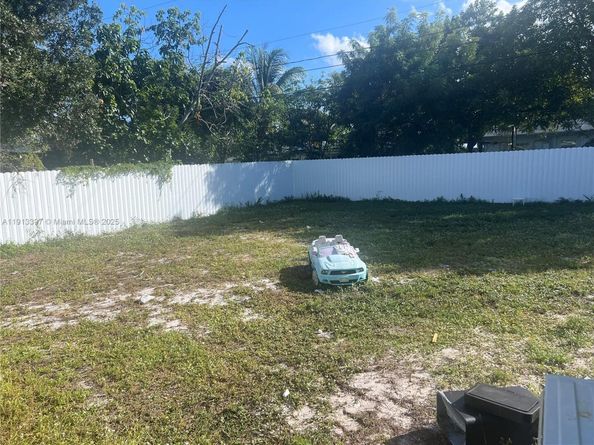 1116 Arizona Ave, Fort Lauderdale FL 33312