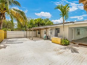 13820 SW 82nd Ave, Palmetto Bay FL 33158
