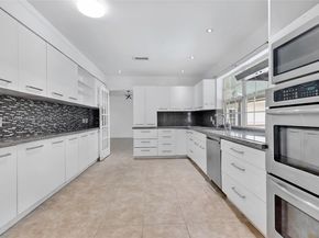 13820 SW 82nd Ave, Palmetto Bay FL 33158