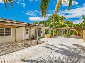 13820 SW 82nd Ave, Palmetto Bay FL 33158