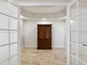 8855 Collins Ave 4B, Surfside FL 33154