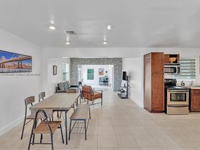 1530 N 56th Ave, Hollywood FL 33021