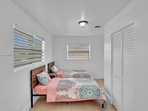 1530 N 56th Ave, Hollywood FL 33021