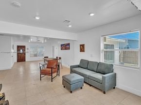 1530 N 56th Ave, Hollywood FL 33021