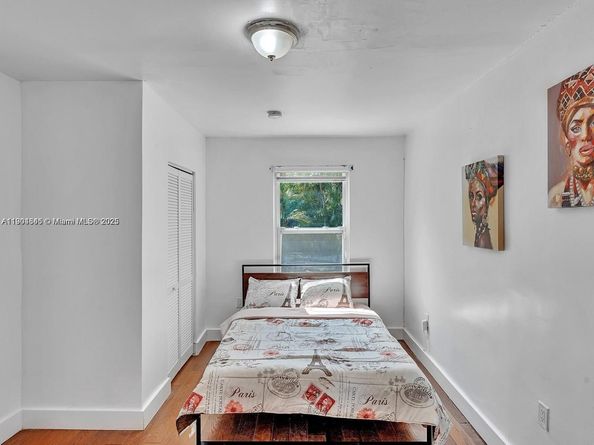 1530 N 56th Ave, Hollywood FL 33021