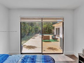 1530 N 56th Ave, Hollywood FL 33021