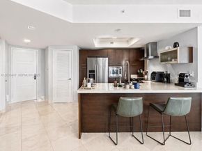 250 Sunny Isles Blvd 31606, Sunny Isles Beach FL 33160