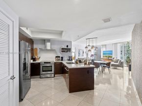 250 Sunny Isles Blvd 31606, Sunny Isles Beach FL 33160