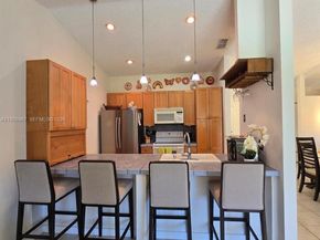 5 Rogart Cir, Boynton Beach FL 33426