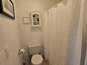 5 Rogart Cir, Boynton Beach FL 33426