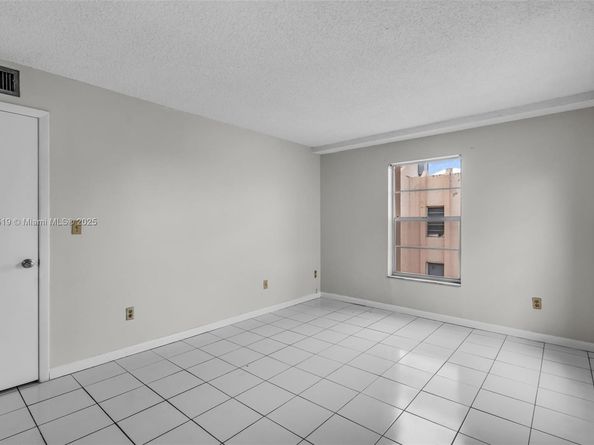 7345 W 4th Ave 402, Hialeah FL 33014