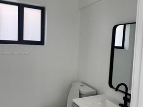 2970 NW 45, Miami FL 33142