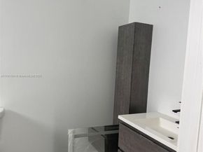 2970 NW 45, Miami FL 33142