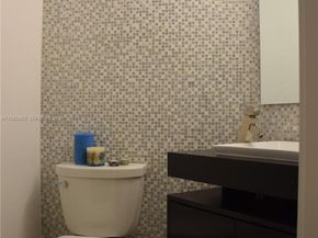 701 Brickell Key Blvd 910, Miami FL 33131