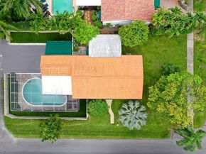 1321 S 16th Ave, Hollywood FL 33020
