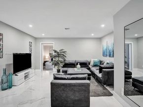 1321 S 16th Ave, Hollywood FL 33020