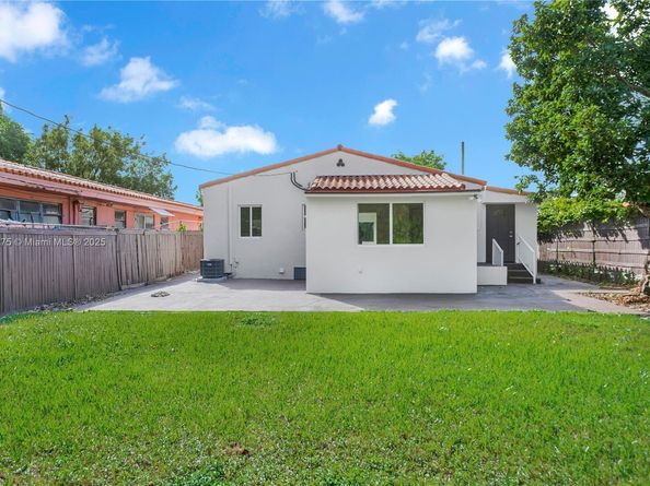 2949 SW 14 st, Miami FL 33145