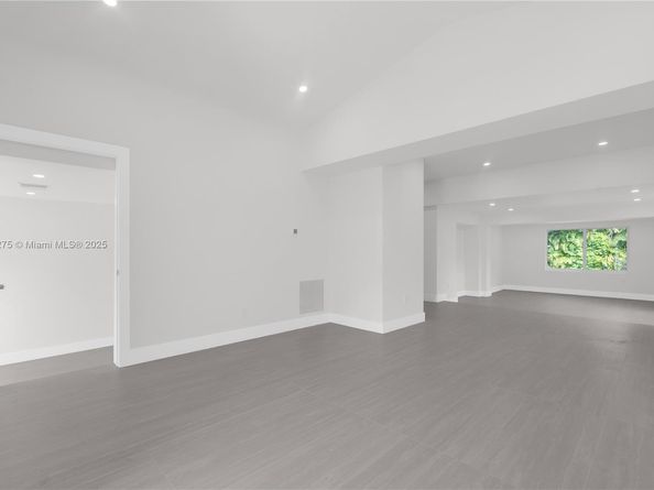 2949 SW 14 st, Miami FL 33145