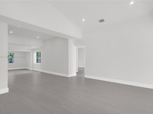 2949 SW 14 st, Miami FL 33145