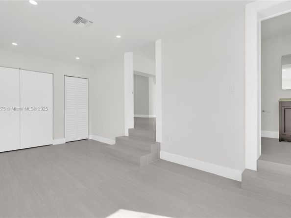 2949 SW 14 st, Miami FL 33145