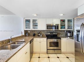 555 NE 15th St 15B, Miami FL 33132