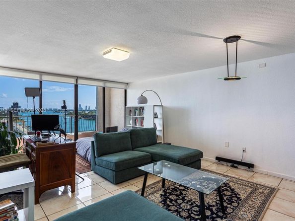 555 NE 15th St 15B, Miami FL 33132