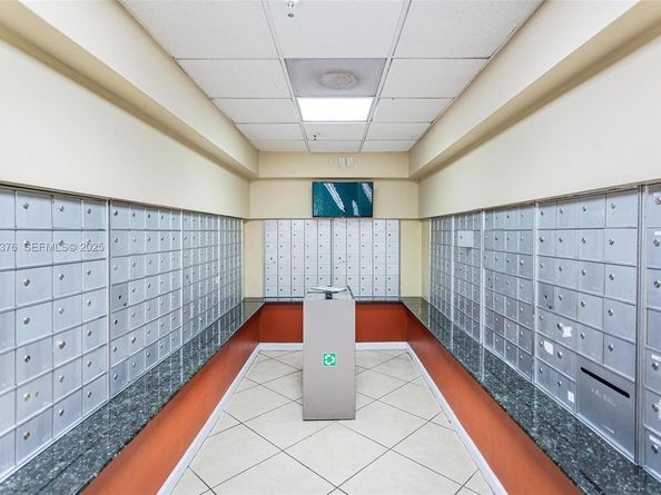 555 NE 15th St 15B, Miami FL 33132