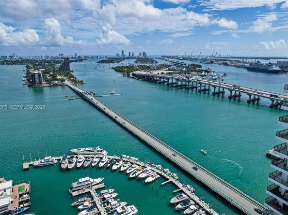 555 NE 15th St 15B, Miami FL 33132