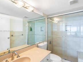 555 NE 15th St 15B, Miami FL 33132