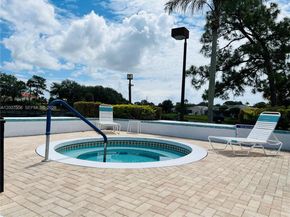 500 Crosswinds Dr A1, Green Acres FL 33413