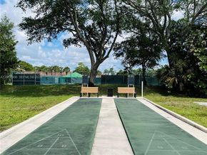 500 Crosswinds Dr A1, Green Acres FL 33413