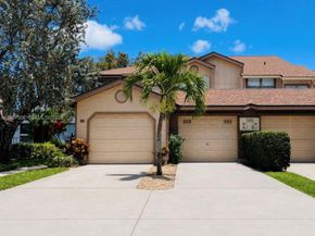 500 Crosswinds Dr A1, Green Acres FL 33413