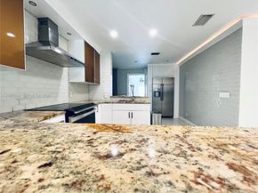 500 Crosswinds Dr A1, Green Acres FL 33413