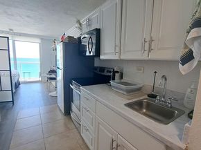 19201 Collins Ave 747, Sunny Isles Beach FL 33160