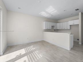 5400 NW 57th Ct, Tamarac FL 33319