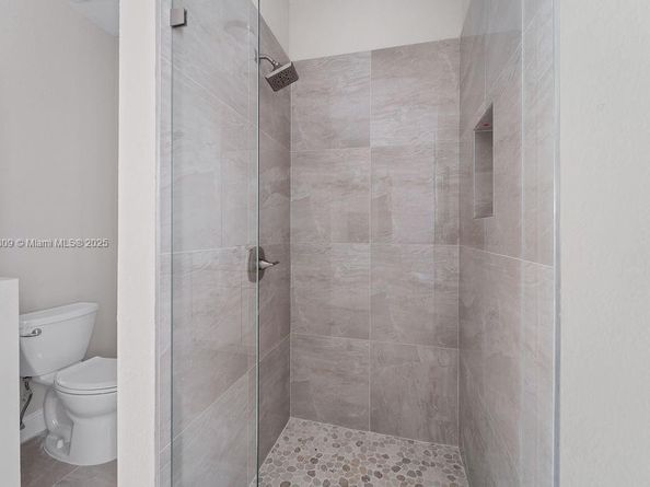 5400 NW 57th Ct, Tamarac FL 33319