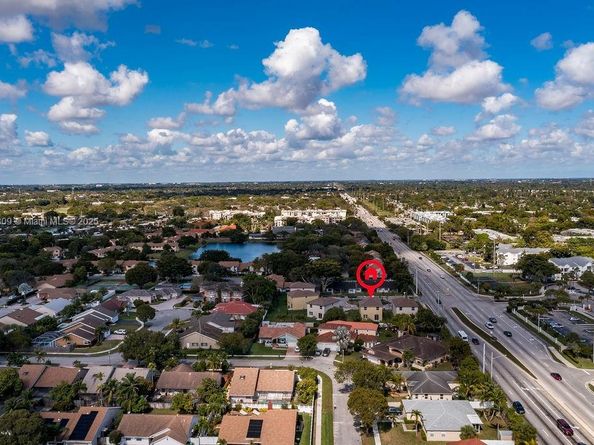 5400 NW 57th Ct, Tamarac FL 33319