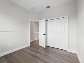 5400 NW 57th Ct, Tamarac FL 33319