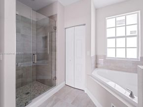 5400 NW 57th Ct, Tamarac FL 33319