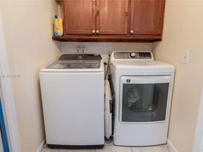 6368 NW 29th St, Sunrise FL 33313