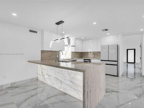 17353 NW 62nd Ct, Hialeah FL 33015