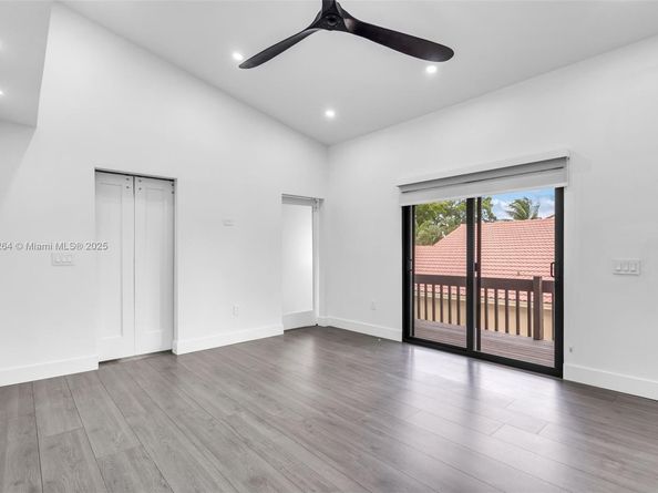 17353 NW 62nd Ct, Hialeah FL 33015