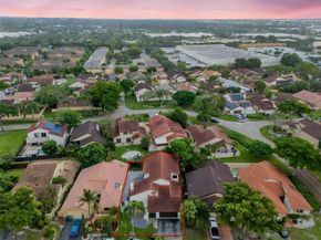 17353 NW 62nd Ct, Hialeah FL 33015