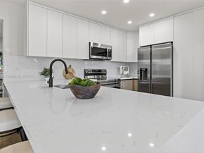 2805 NW 210th Ter, Miami Gardens FL 33056