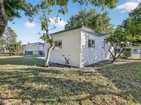 2805 NW 210th Ter, Miami Gardens FL 33056