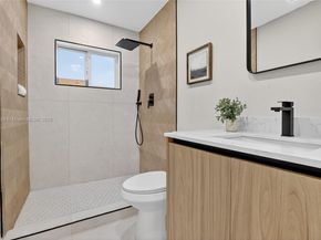 2805 NW 210th Ter, Miami Gardens FL 33056